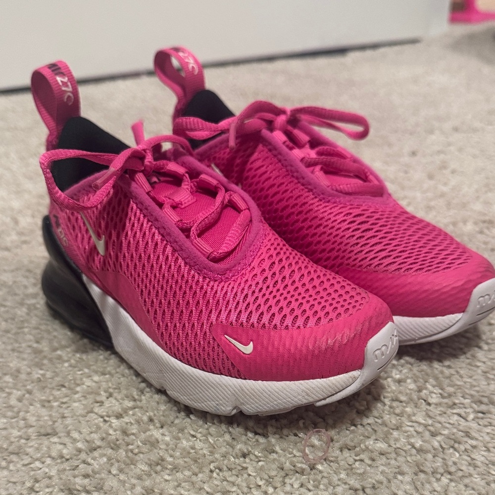 Nike Airmax 270 Kids Fuchsia and Black Sneakers